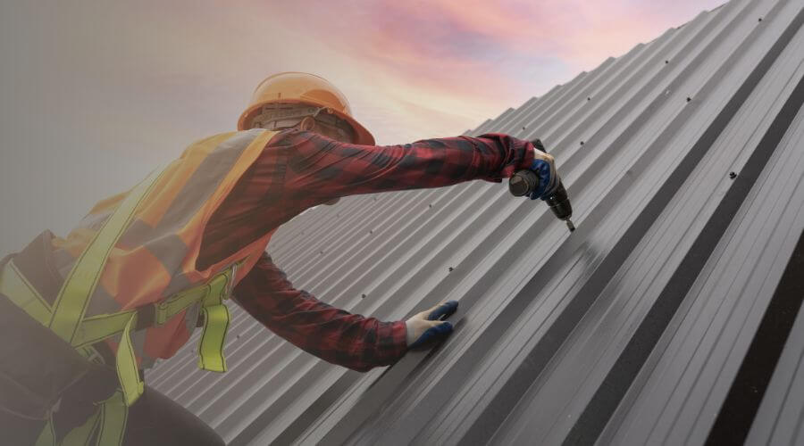Professional gutter cleaning in Coffee Springs, AL
